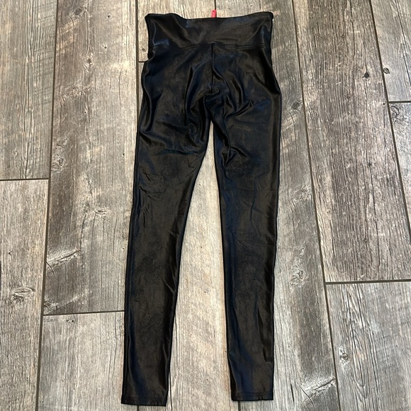 SPANX faux leather leggings, size medium - Picture 3 of 3
